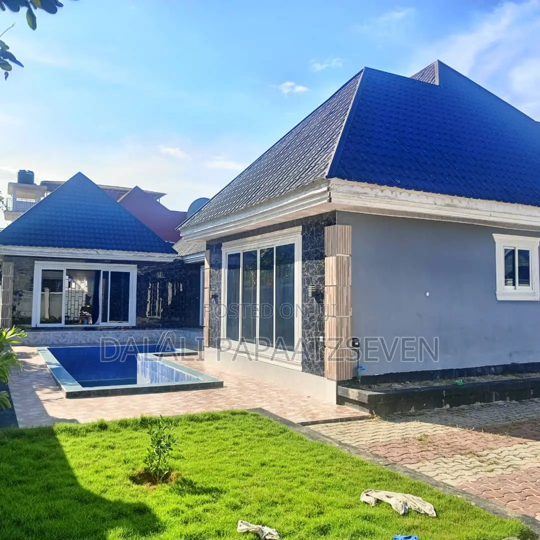 4bdrm House in Dalalipapaatzseven, Kigamboni for sale