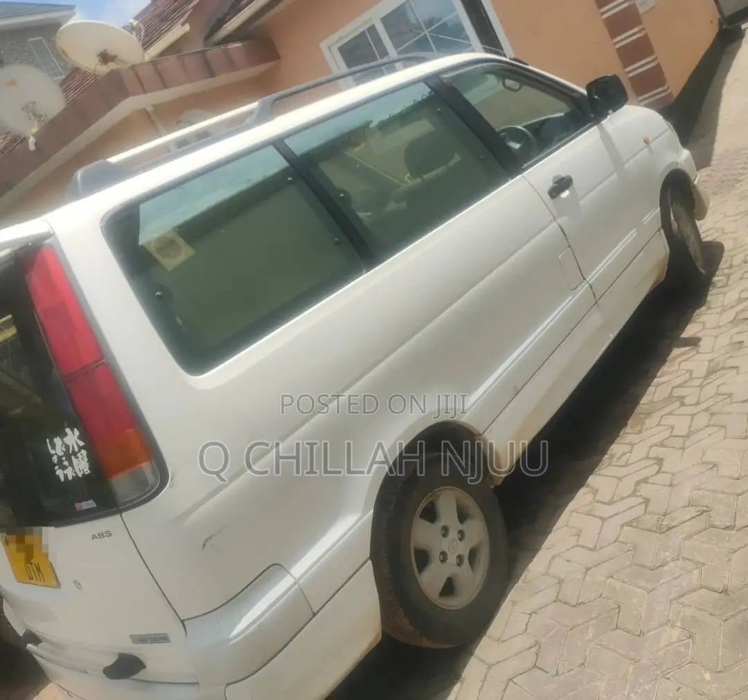 Toyota Noah 2001 White