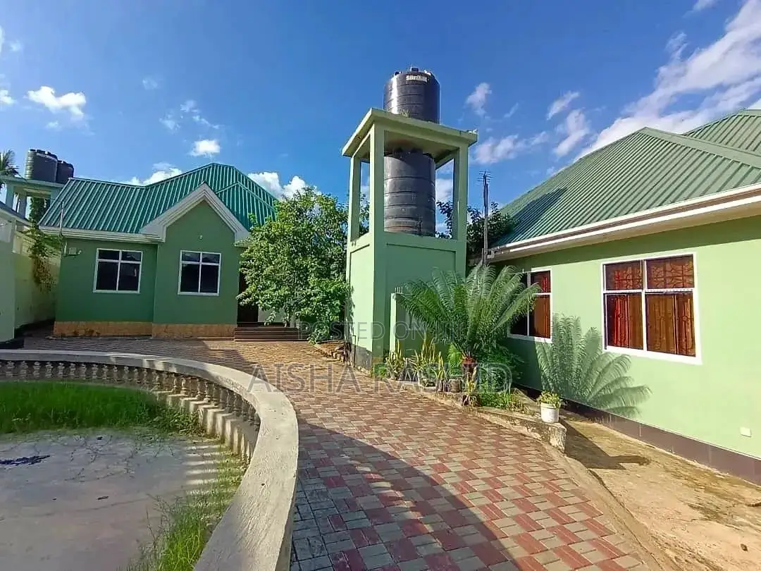 3bdrm Apartment in Kimara for rent
