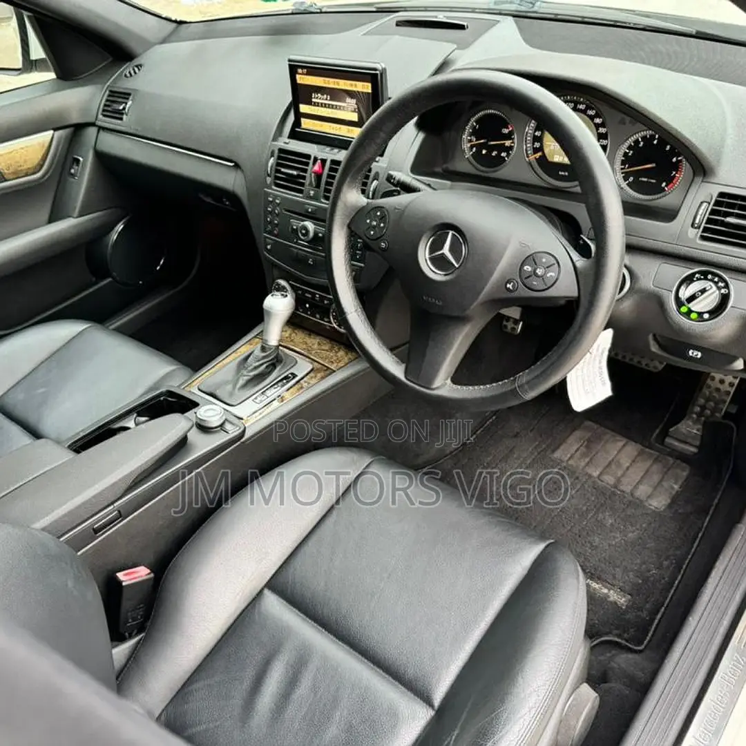 Mercedes-Benz C200 2008 White