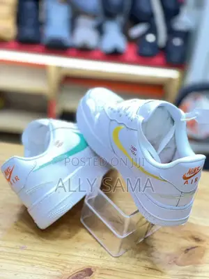 New Nike Air Force Original Full Box