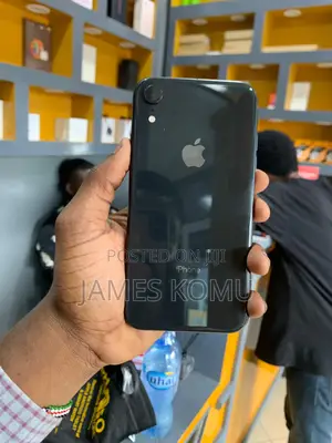 Apple iPhone XR 64 GB Black