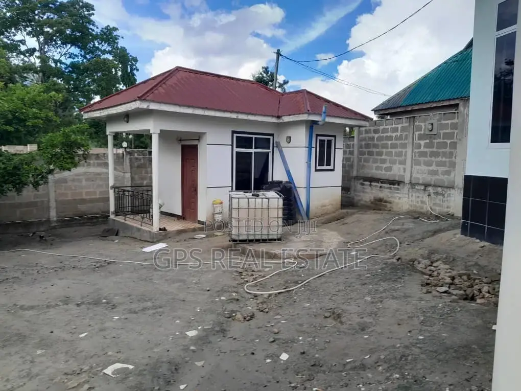 3bdrm House in Kiluvya, Kinondoni for sale