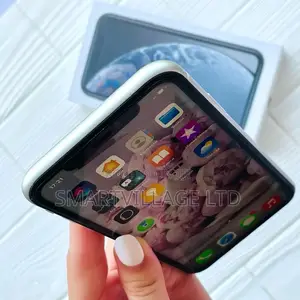 Apple iPhone XR 64 GB White
