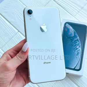 Apple iPhone XR 64 GB White