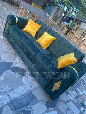 Sofa Mpya Kabisa