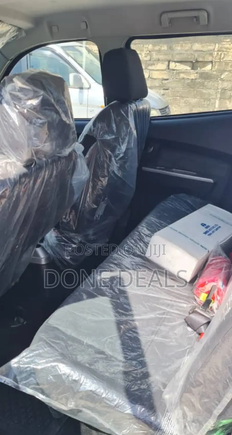 Tata Xenon 2017 White