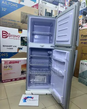Pinetech Fridge/Friji 138L