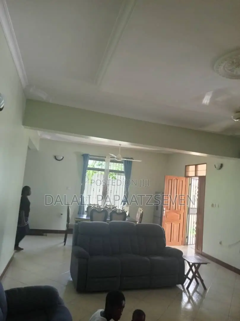 4bdrm House in Dalalipapaatzseven, Kinondoni for rent