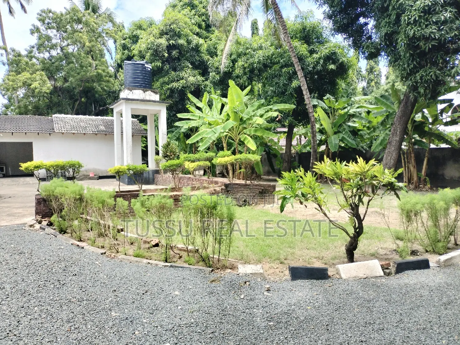 Mini Flat in Mbezibeach Rainbow, Kinondoni for sale