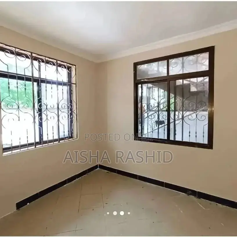 Furnished 2bdrm Apartment in Kimara for rent