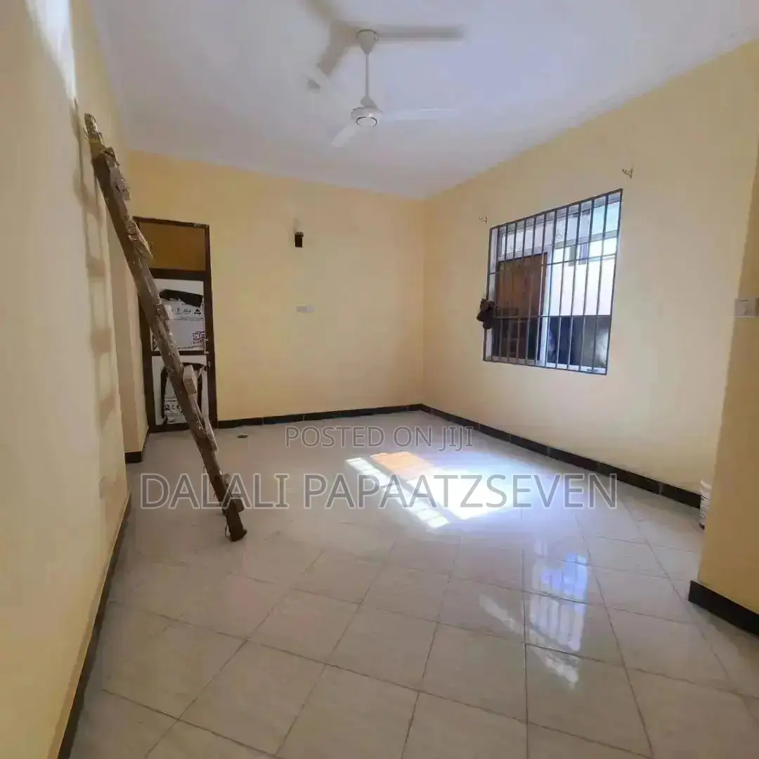 1bdrm Apartment in Dalalipapaatzseven, Kinondoni for rent