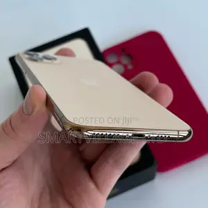 New Apple iPhone 11 Pro Max 256 GB Gold