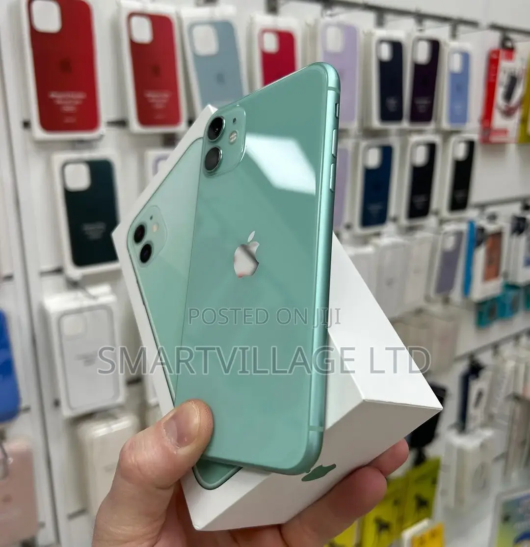 New Apple iPhone 11 64 GB Green