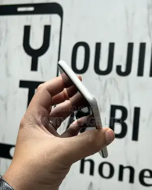 Apple iPhone 11 64 GB White