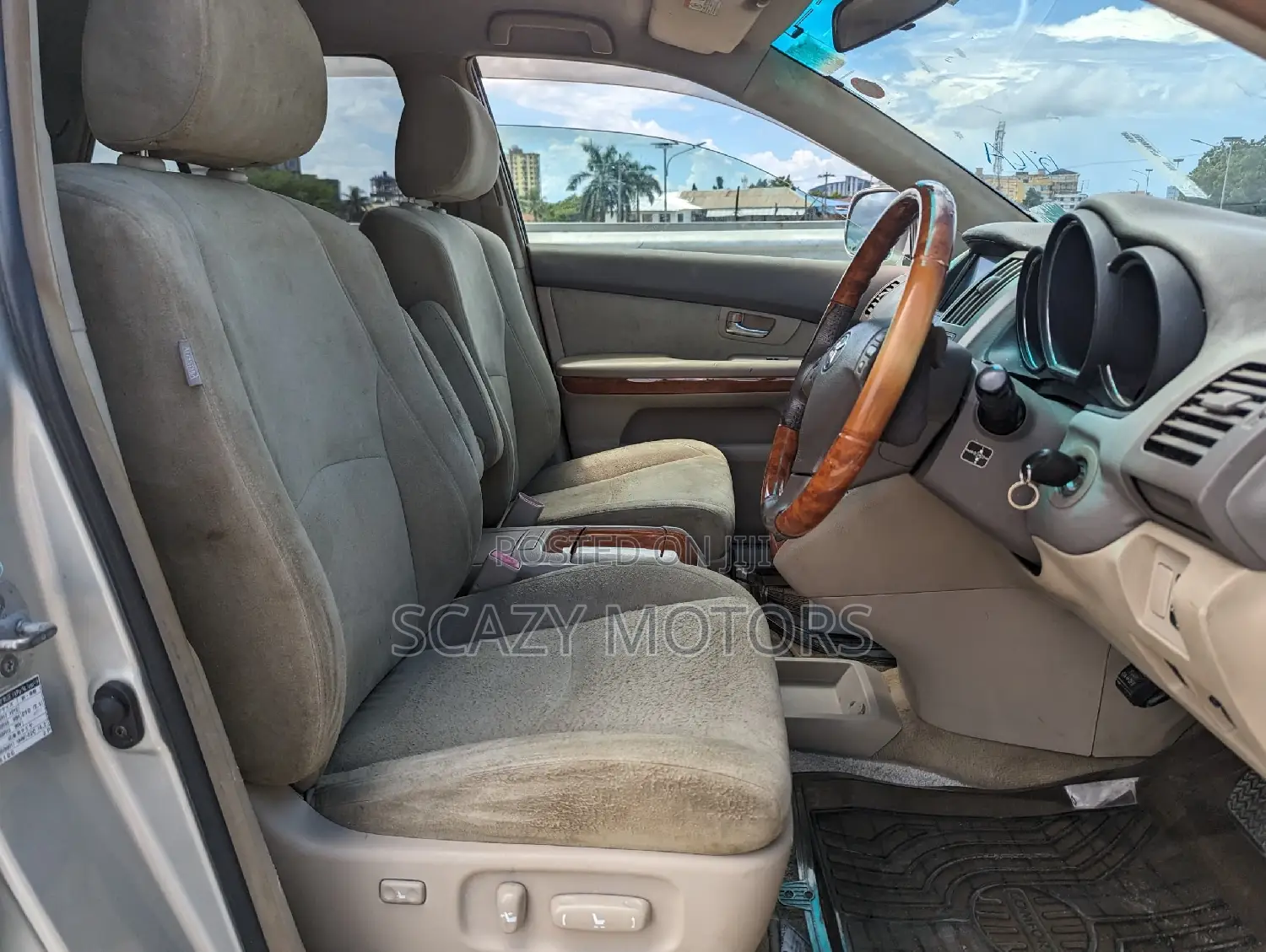 Toyota Harrier 2004 Silver