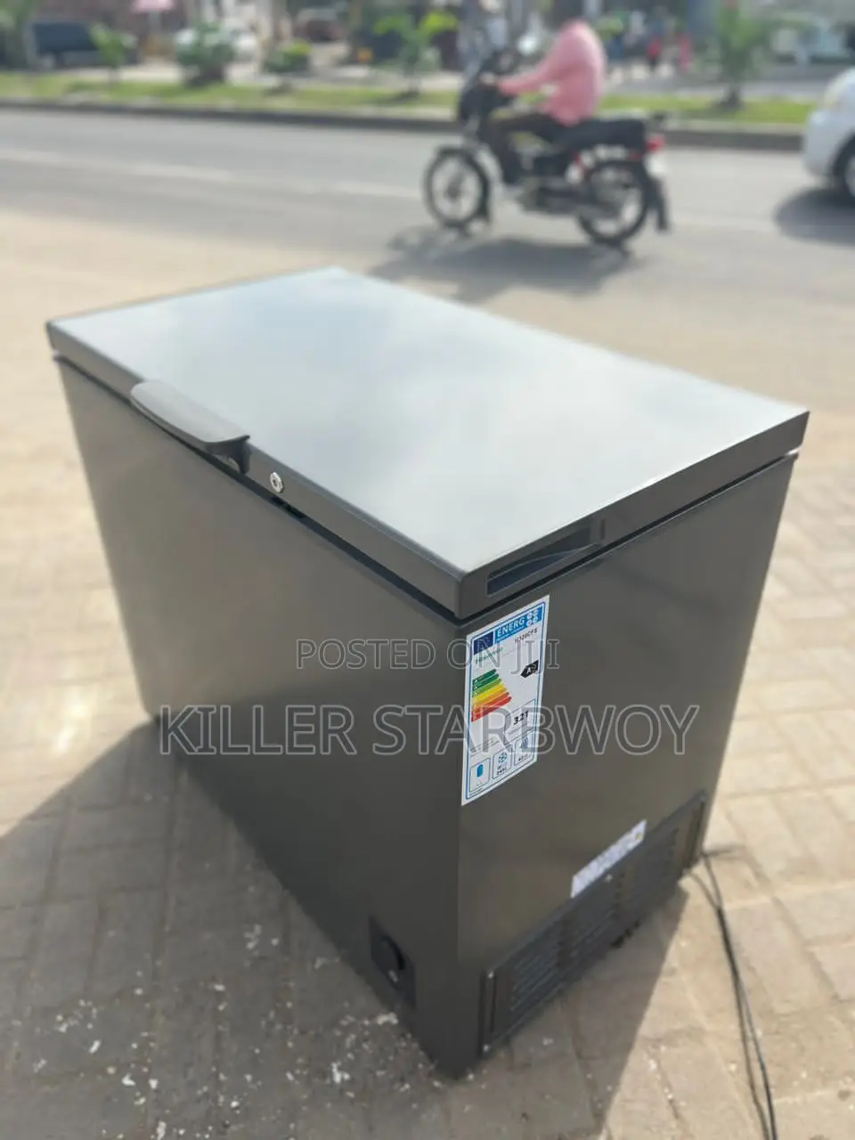 Freezer Hisense Lita 240