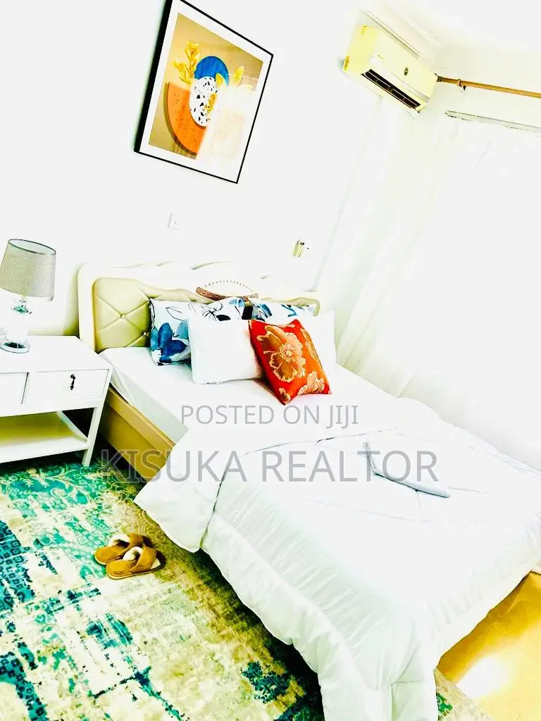 Short Stay 4 Bedroom Apartment for Rent Fully Furnished