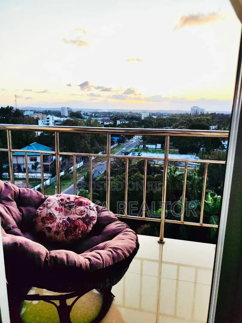 Short Stay 4 Bedroom Apartment for Rent Fully Furnished
