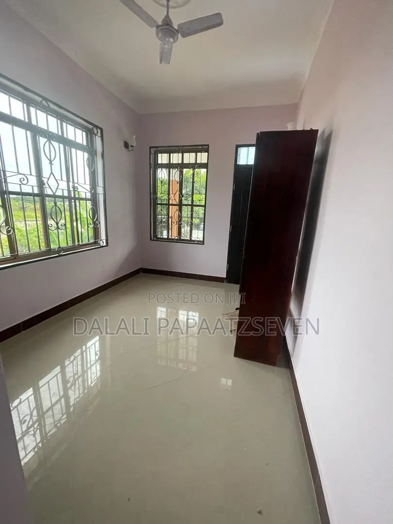 4bdrm House in Dalalipapaatzseven, Kinondoni for rent