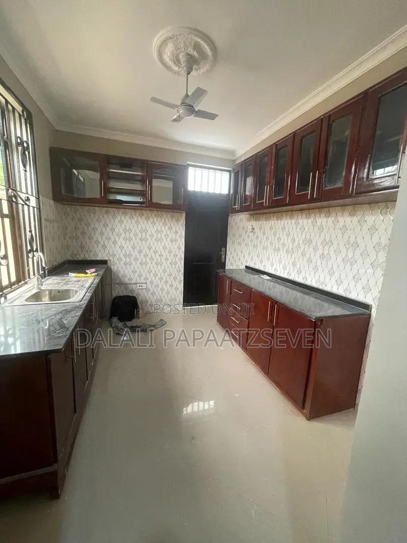 4bdrm House in Dalalipapaatzseven, Kinondoni for rent