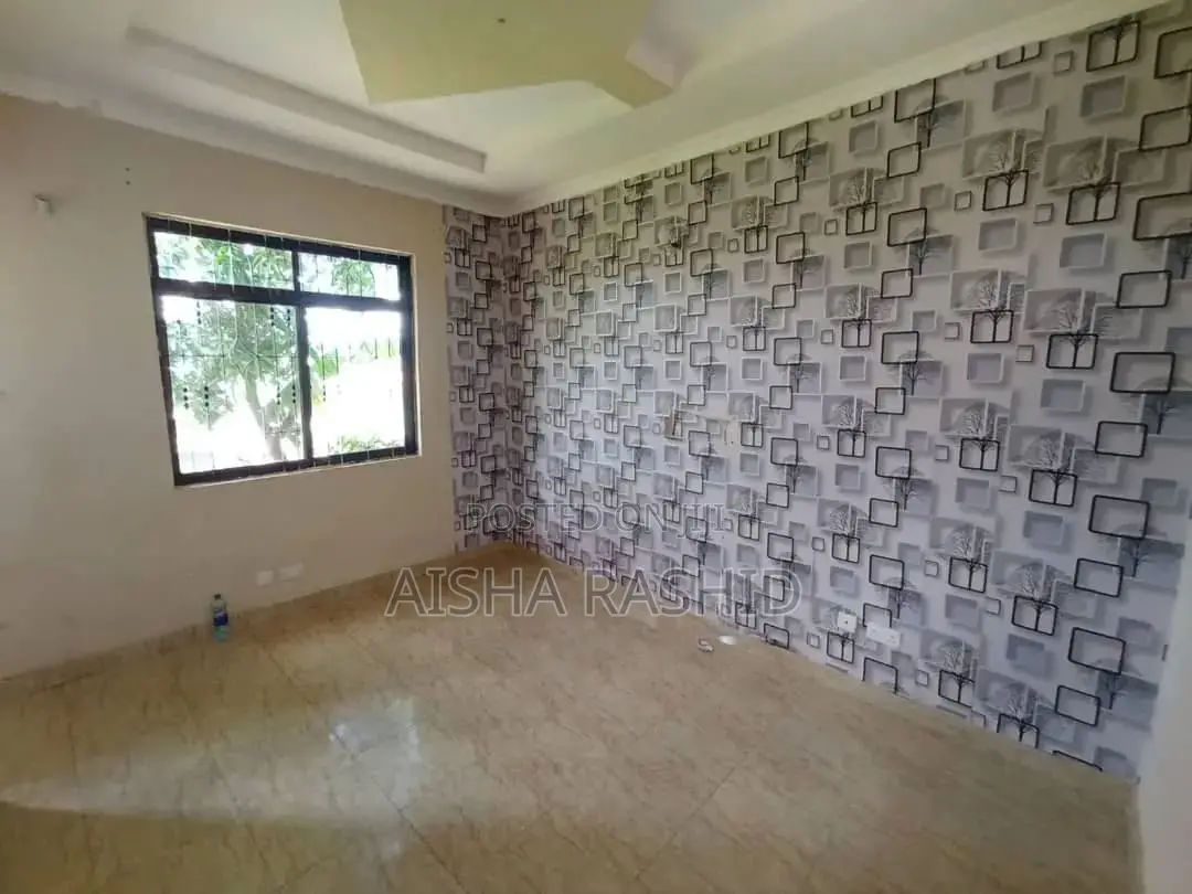 1bdrm Apartment in Kimara for rent