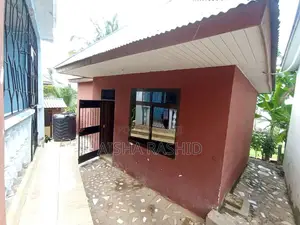 1bdrm Apartment in Kimara for rent