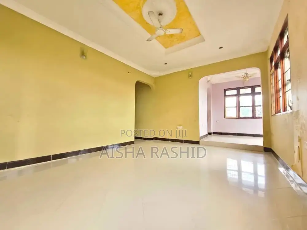 3bdrm Apartment in Kimara for rent