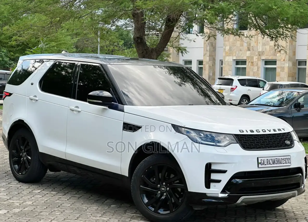 Land Rover Discovery 2018 White