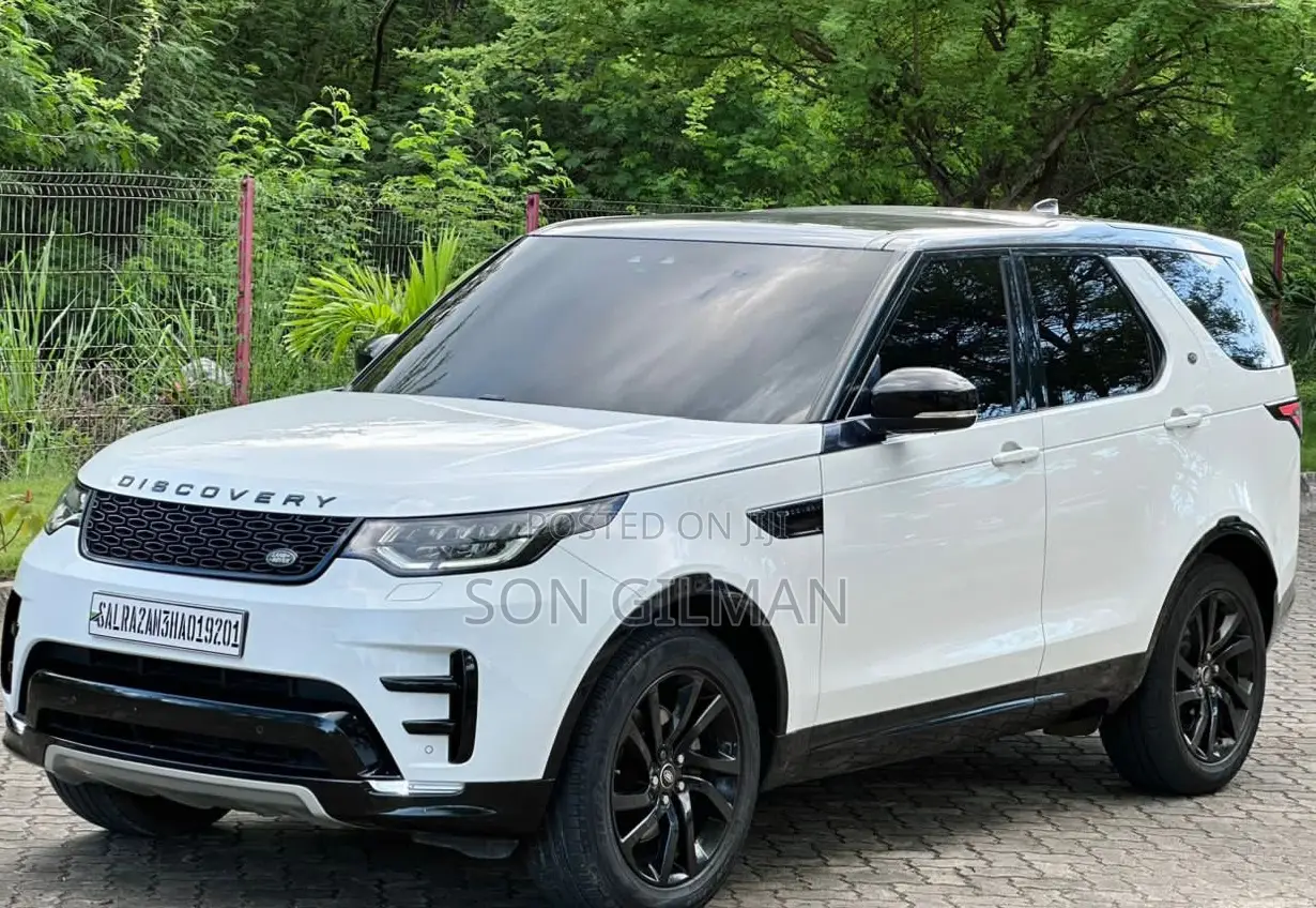 Land Rover Discovery 2018 White