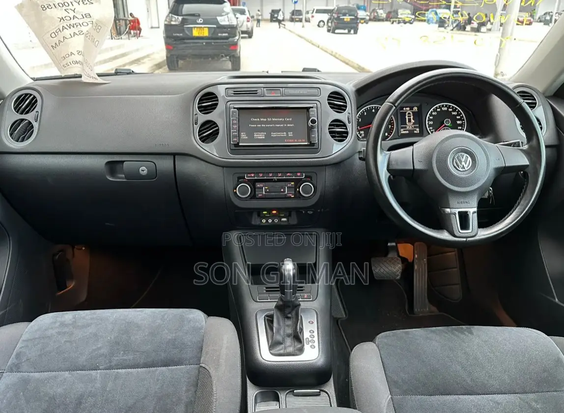 Volkswagen Tiguan 2013 Black