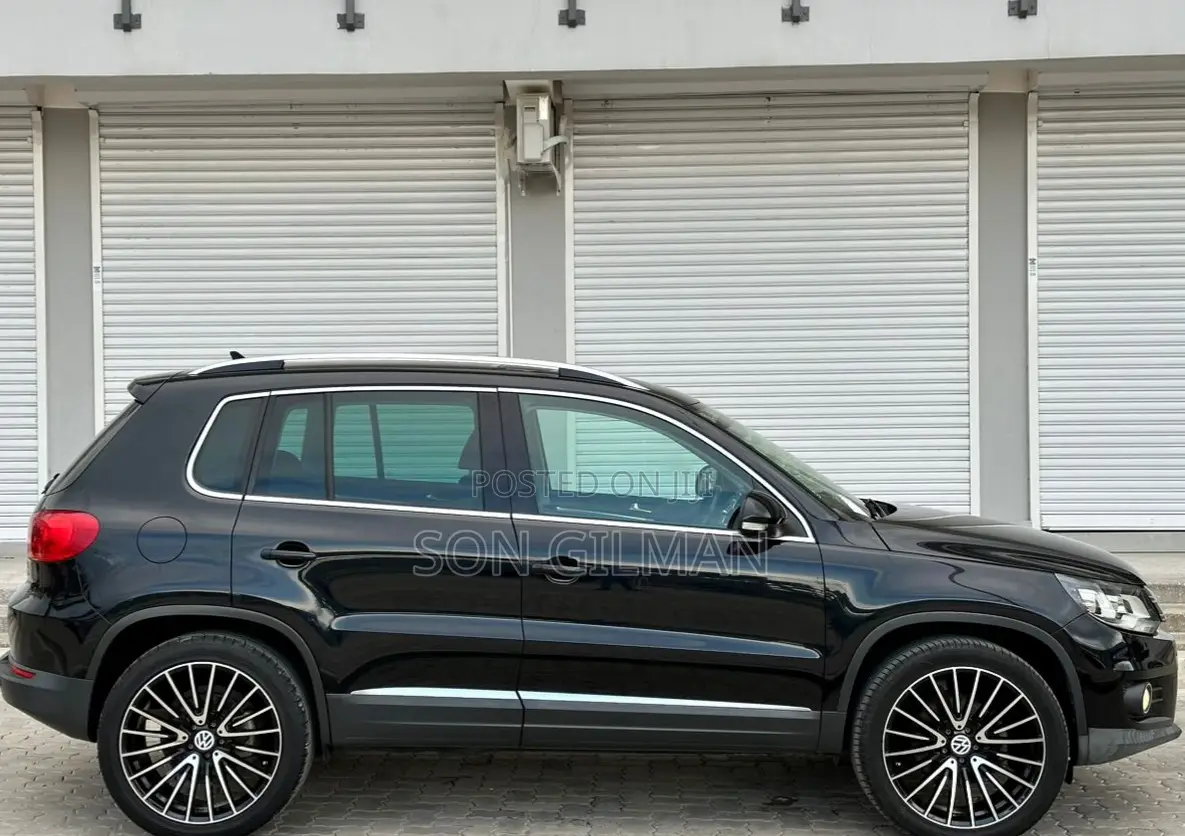 Volkswagen Tiguan 2013 Black