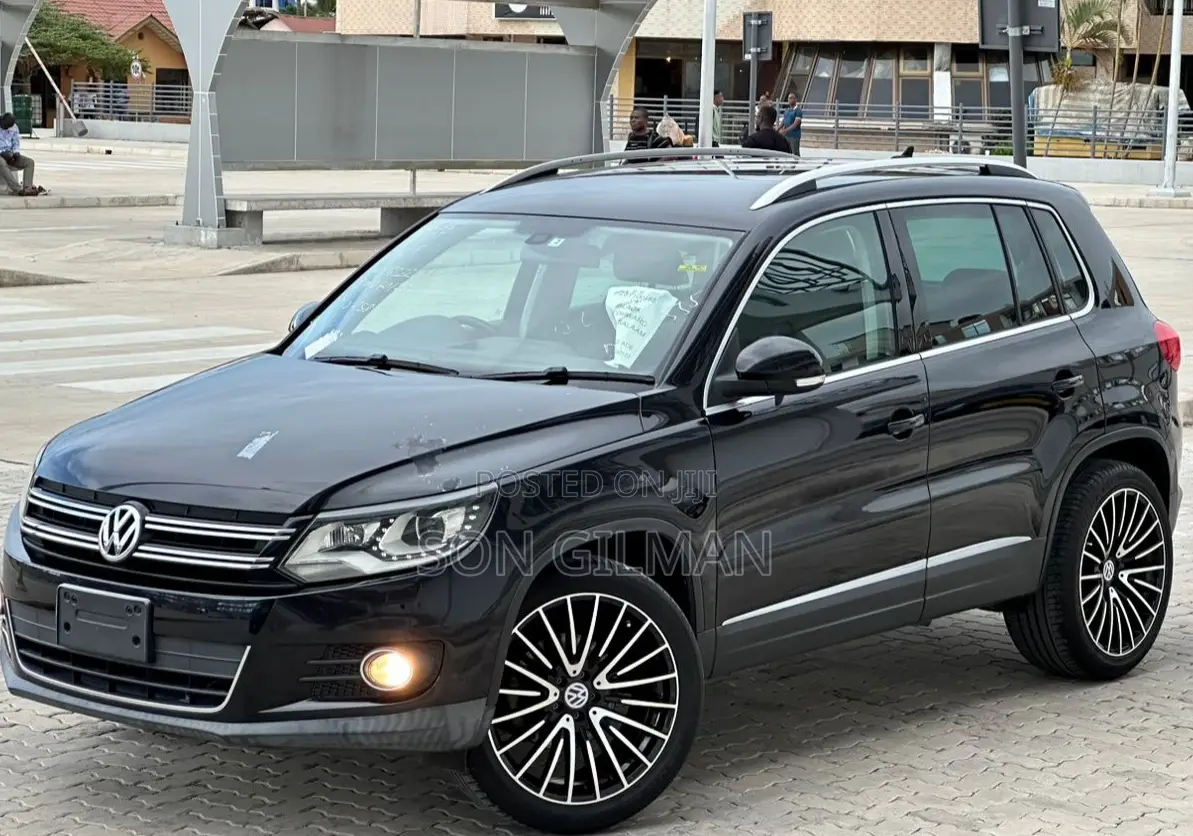 Volkswagen Tiguan 2013 Black