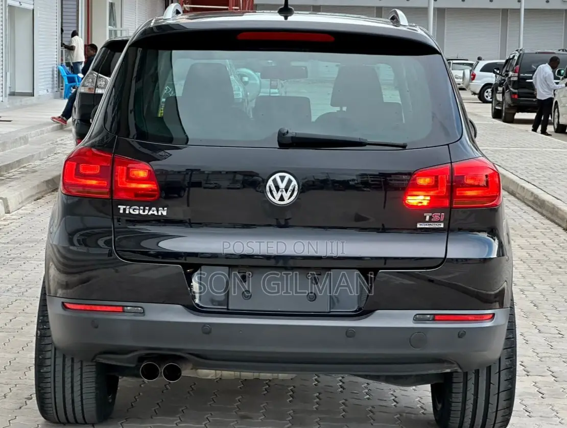 Volkswagen Tiguan 2013 Black