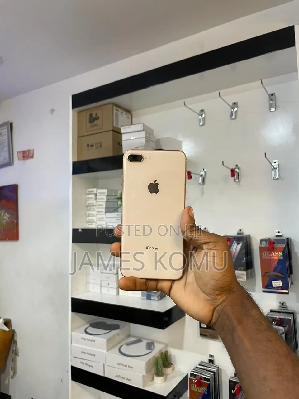 Apple iPhone 8 Plus 64 GB Gold
