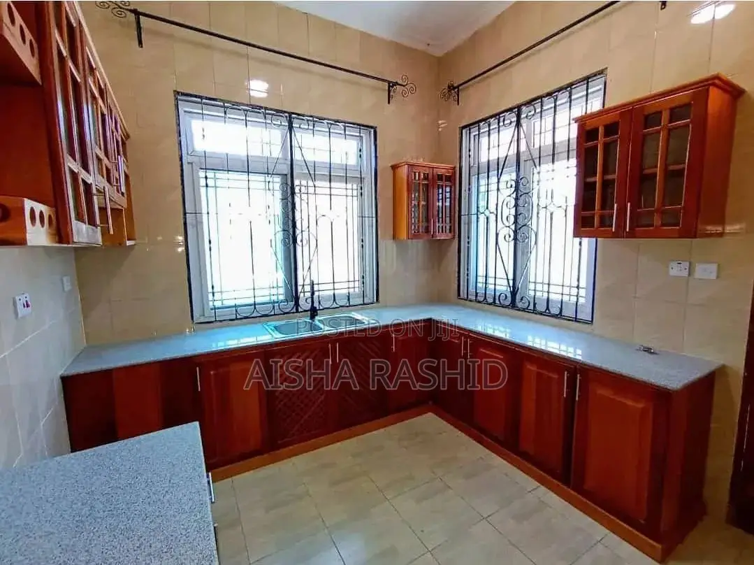 4bdrm Apartment in Mbezi Beach for rent