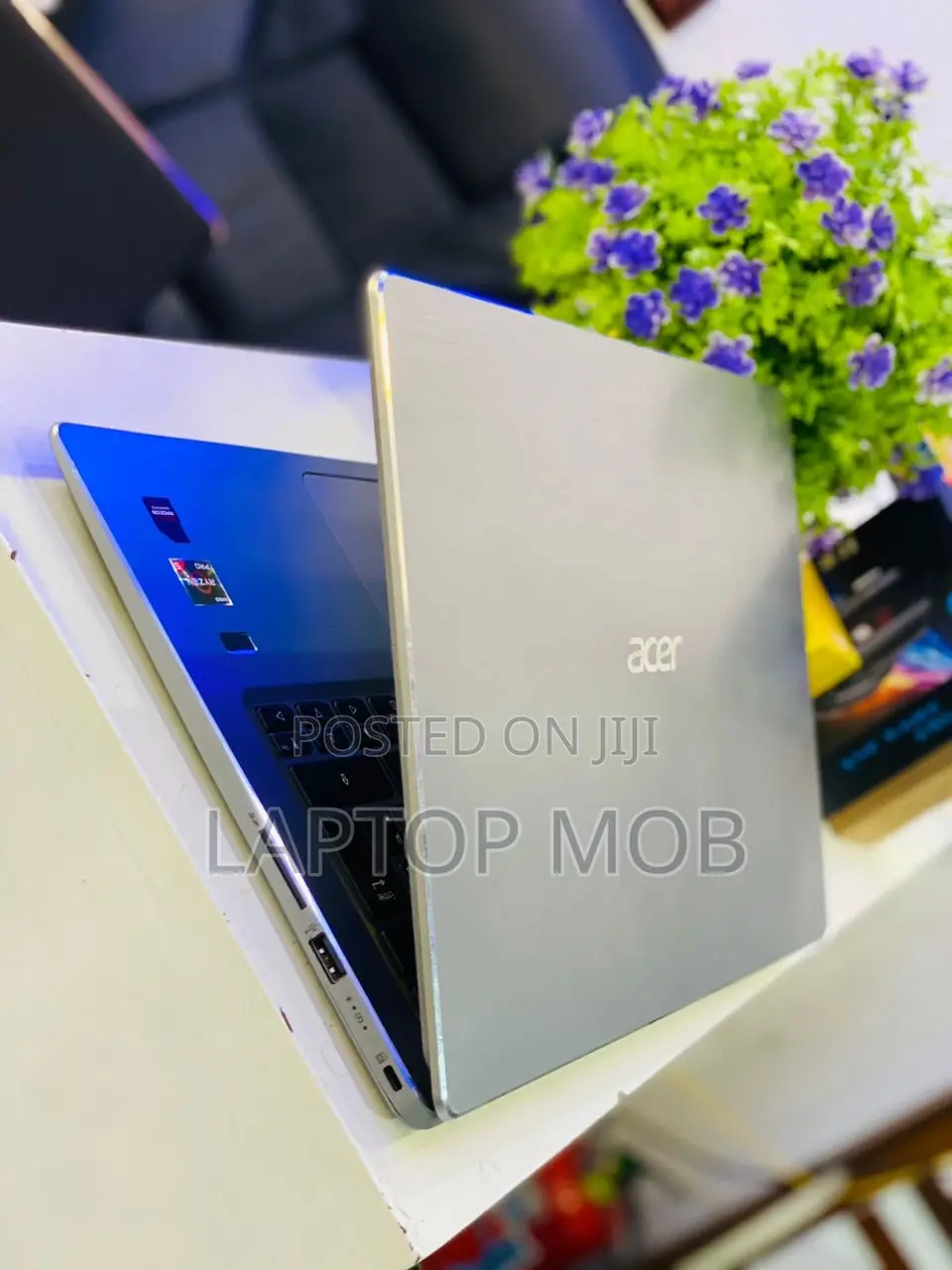 Laptop Acer Swift 3 8GB AMD Ryzen 5 HDD+SSD 256GB