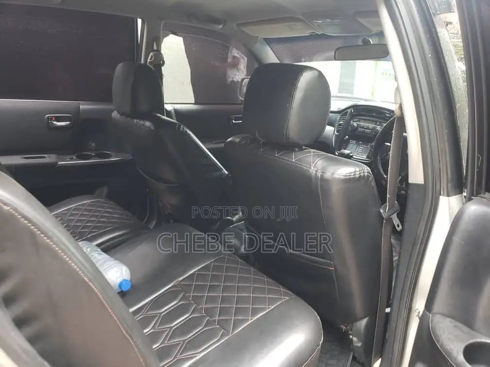 Toyota Kluger 2005 Silver