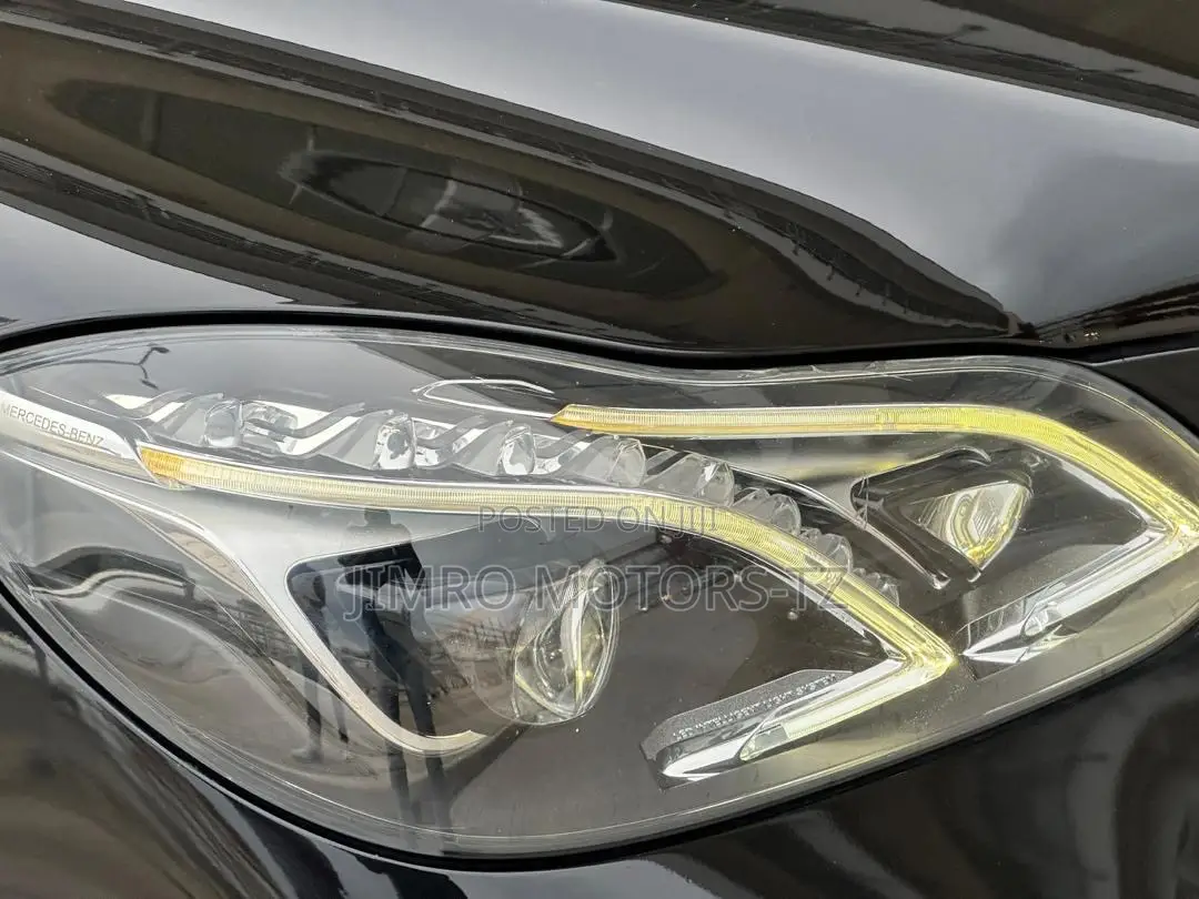 Mercedes-Benz E250 2015 Black