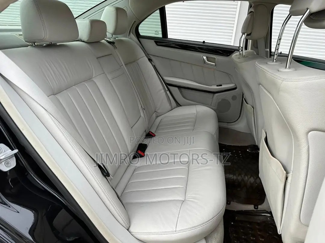 Mercedes-Benz E250 2015 Black