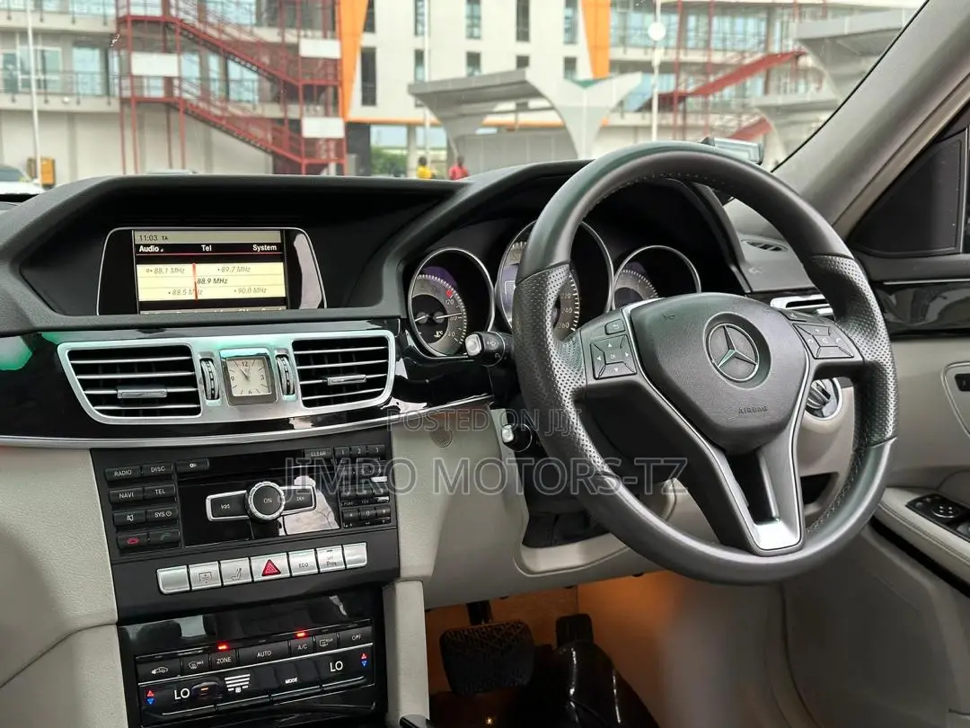 Mercedes-Benz E250 2015 Black