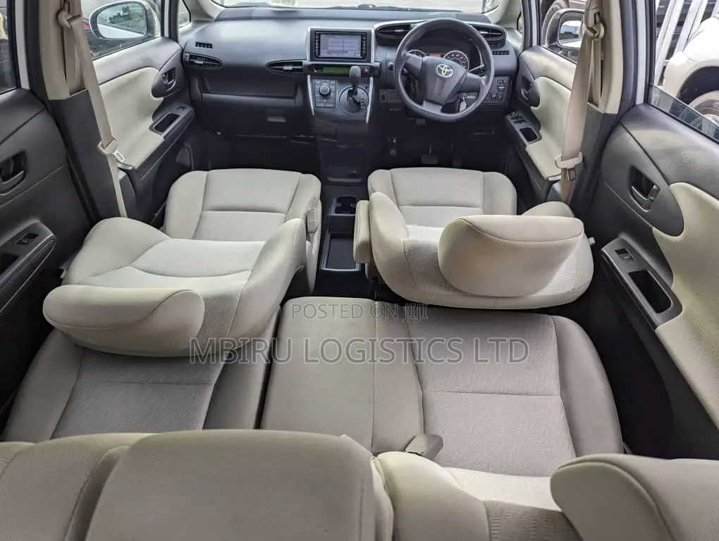 Toyota Wish 2010 White