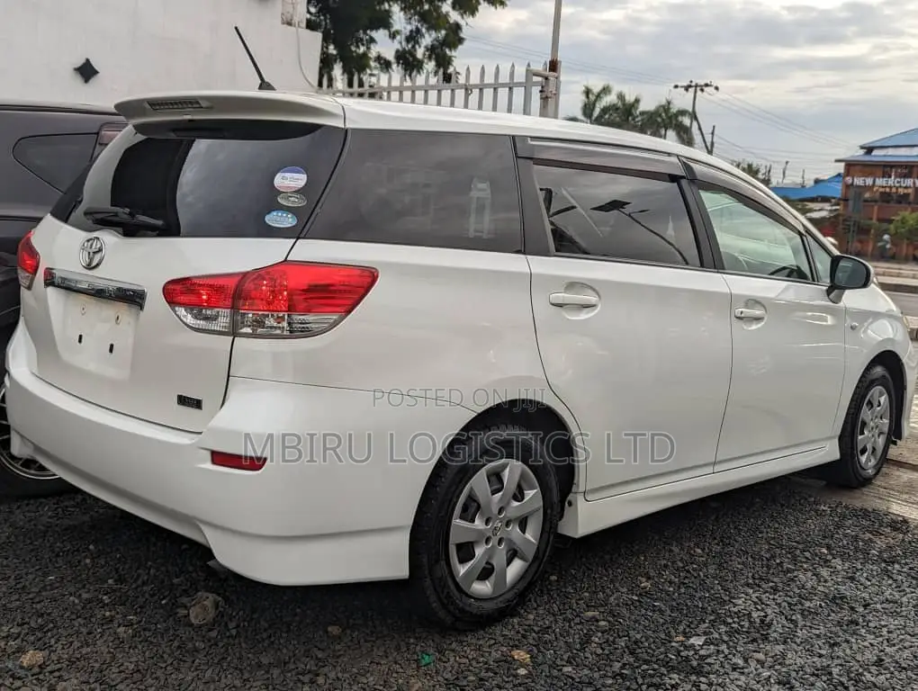 Toyota Wish 2010 White