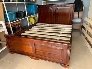 Vitanda Mbao Ngumu Size 5×6
