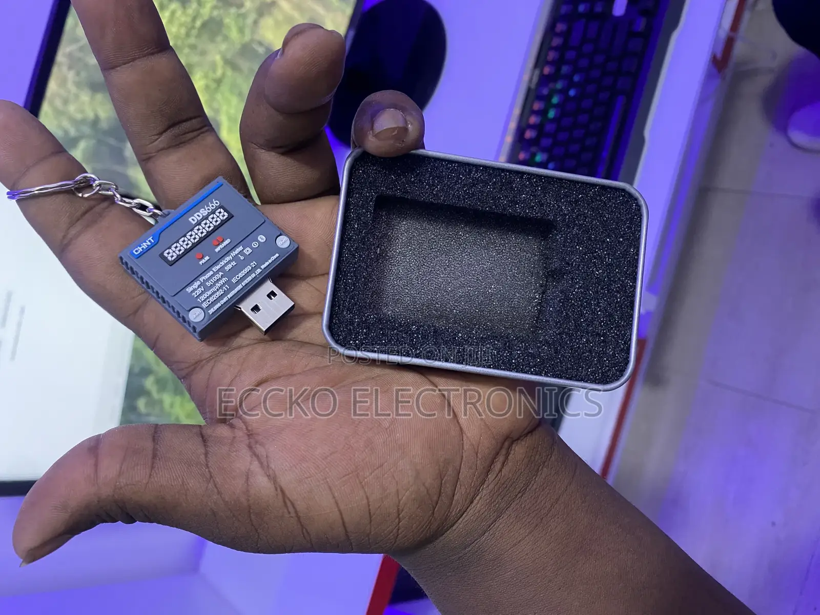 Flash Drive