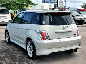 Toyota IST 2007 White