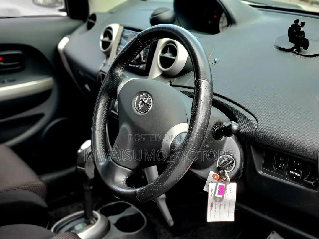 Toyota IST 2007 White