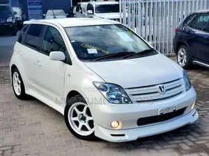Toyota IST 2007 White