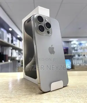 New Apple iPhone 15 Pro Max 256 GB White