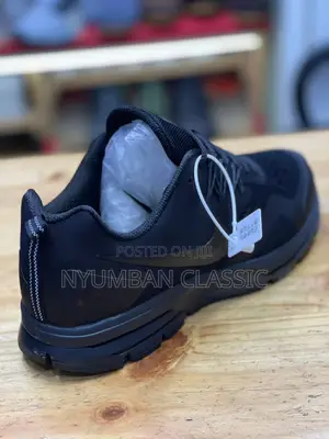 Nike Shoes Original